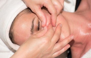 Целебный массаж лица при рините
